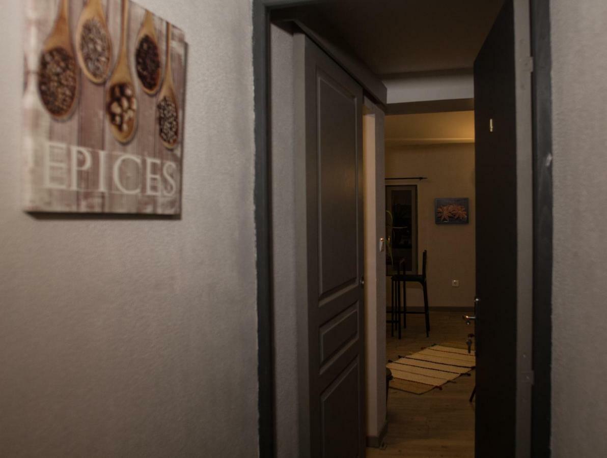 Les4Epices Apartment Serignan Exterior photo